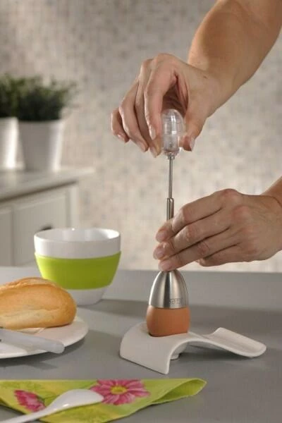 GEFU Eierköpfer Mit Salzstreuer In Blau 5 GEFU Eierköpfer Mit Salzstreuer In Blau - Image 3