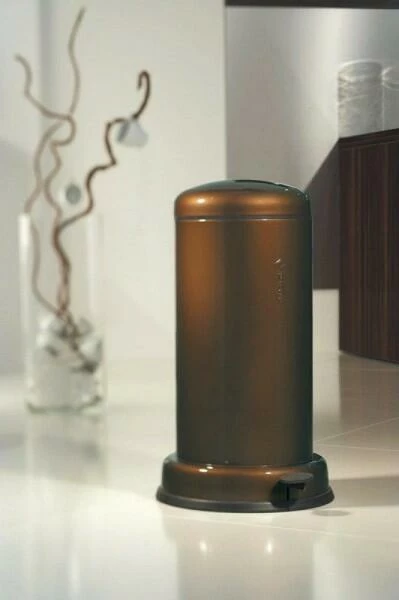 Wesco Baseboy 20 Liter Mit Dämpfer In Rot 5 Wesco Baseboy 20 Liter Mit Dämpfer In Rot - Image 3