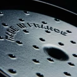 Staub Cocotte Rund Und Flach Aus Gusseisen In Schwarz -Alfi-Shop Noppen Staub Braeter Cocott 12 l